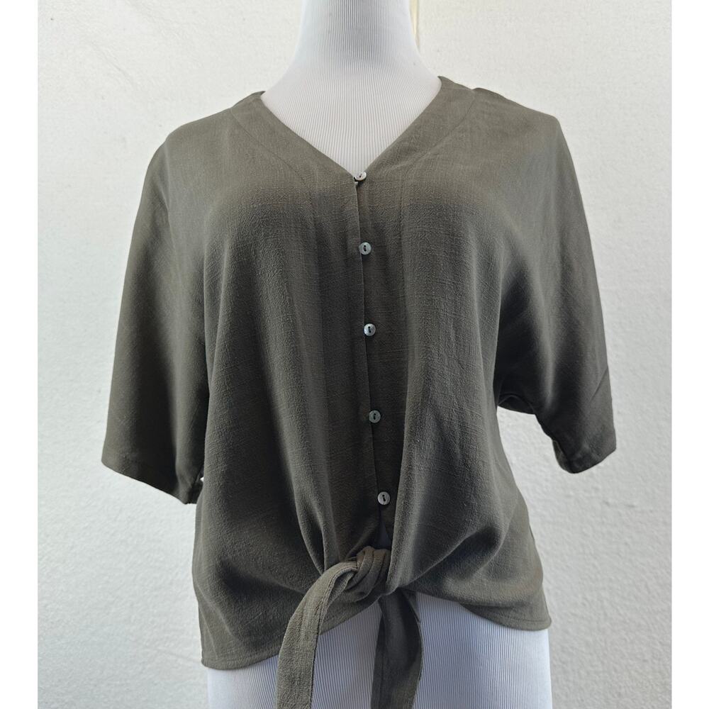 Melloday Olive Rayon/Linen Tie-Front Flowy Blouse Size Small Capsule Boho Basic